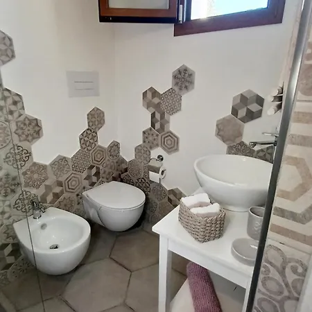 Li Petri Manni Όλμπια
